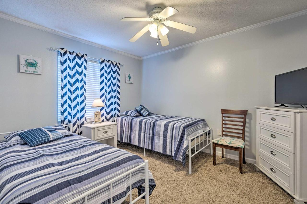 Downtown Gulf Shores Condo - 1 Block To Beach! Екстериор снимка
